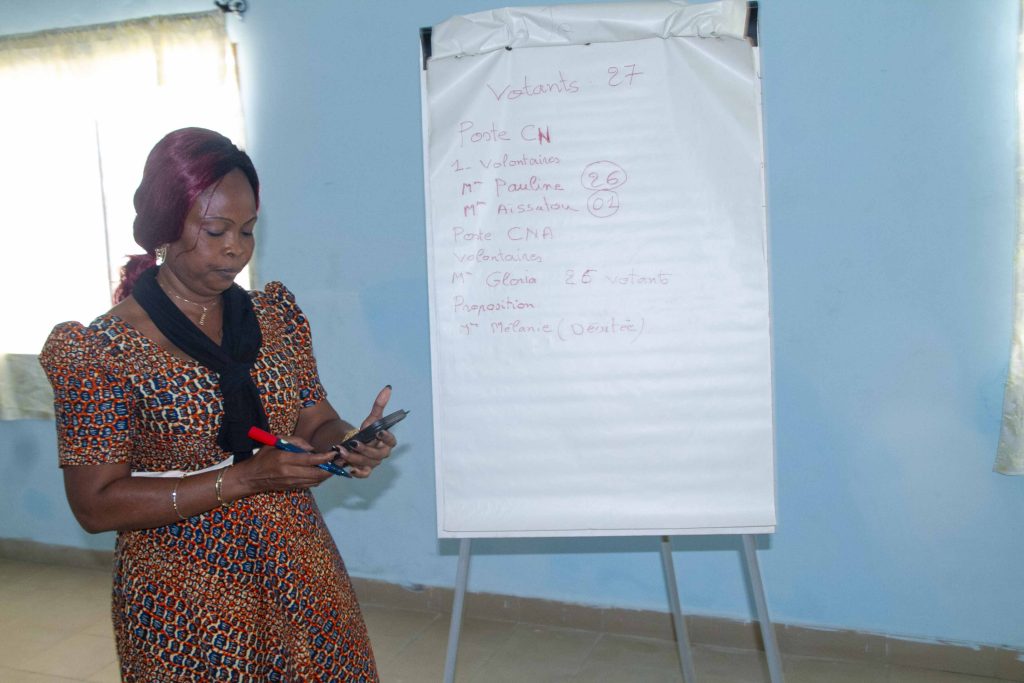 AG-PFOF_76-1024x683 Naissance de la Plateforme faîtière des Organisations et Mouvements Féminins et Féministes du Bénin (PFOF-Bénin): Une nouvelle coalition pour renforcer la lutte en faveur des droits des femmes